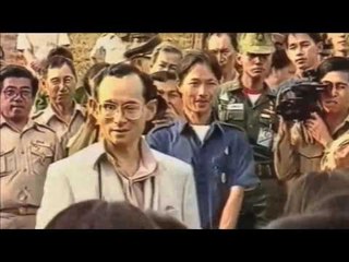 ดร.สุเมธขอคนไทยยึดสอนในหลวงฟันฝ่าปัญหา - เที่ยงทันข่าว