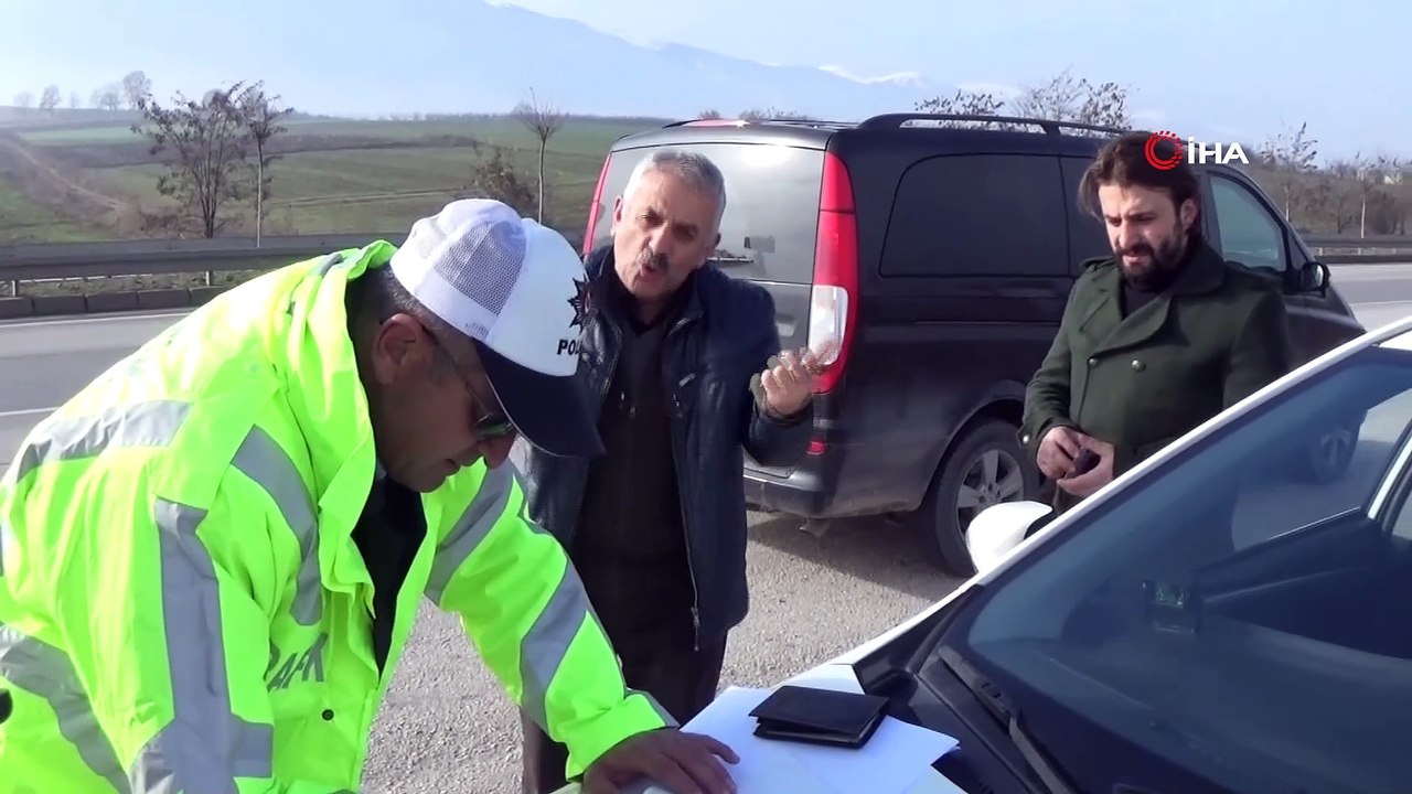 Dakikalarca dil döktü, polisin ceza yazmasına engel olamadı