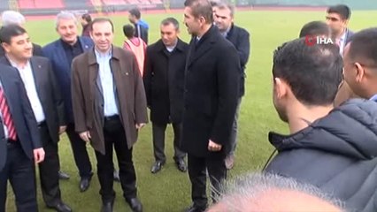 Karaköprüspor'un Sahasının Açılışını Eski Milli Futbolcular Yaptı