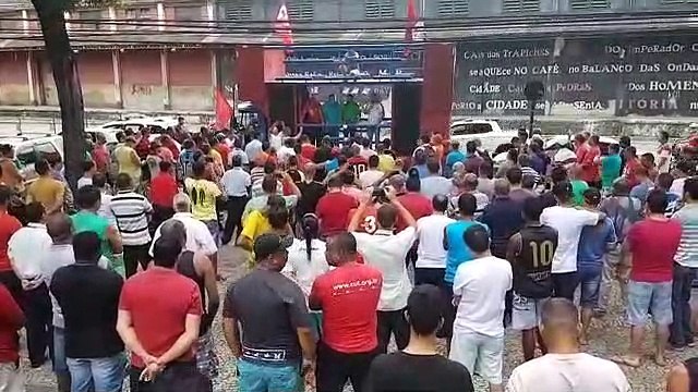 Rodoviários, em votação no Centro de Vitória, decidem manter greve