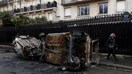 Μεγάλες καταστροφές στο κέντρο του Παρισιού