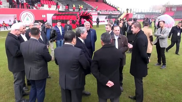 Eski milli futbolcular, stat açılışında buluştu - ŞANLIURFA