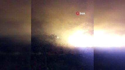 Şarampole Kayan Aracını Çıkarmak İçin Patinaj Yapan Sürücü Önce Aracı Sonra Ormanı Yaktı