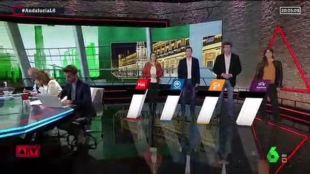 Elecciones andaluzas, primer sondeo: Vox entra con 8 escaños y el PSOE pierde casi 10