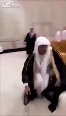 Quand un Saoudien tente un Dab et se rate complet