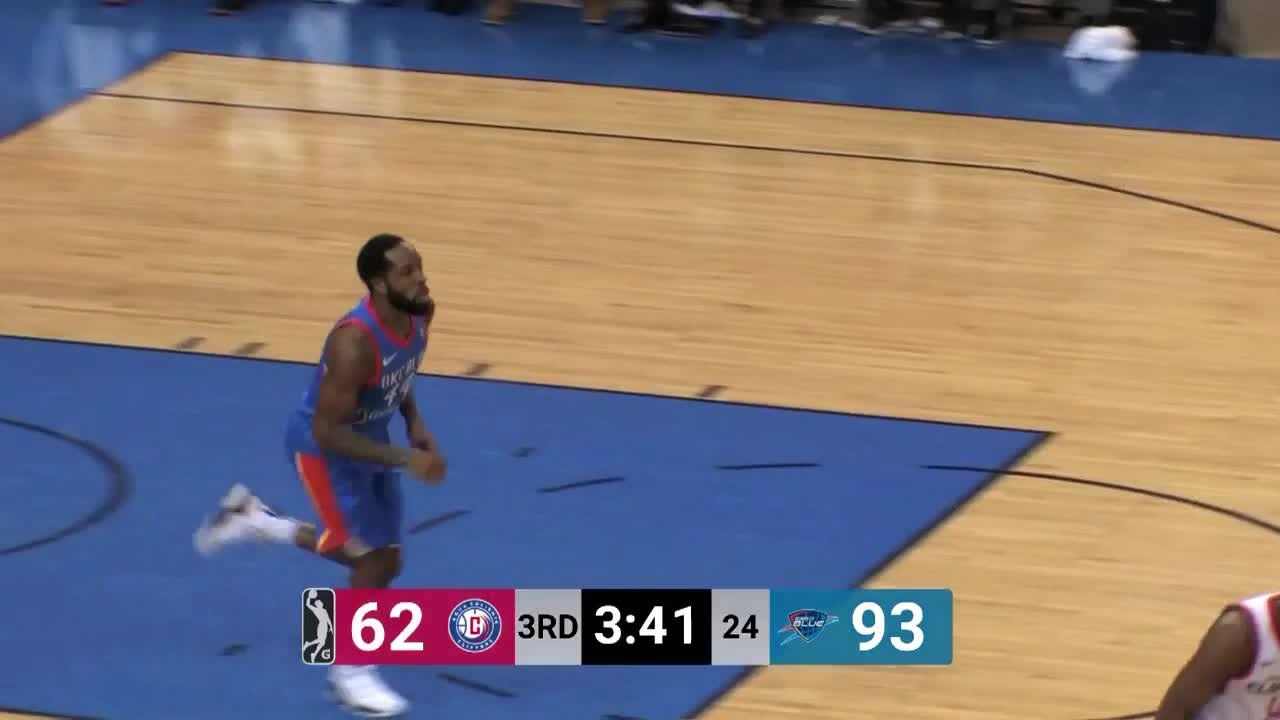 Dez Wells flies in for the alley-oop slam