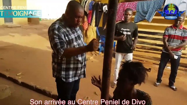 Jesus Christ guérit une soeur de la folie au travers du Prophète Joël Krasso