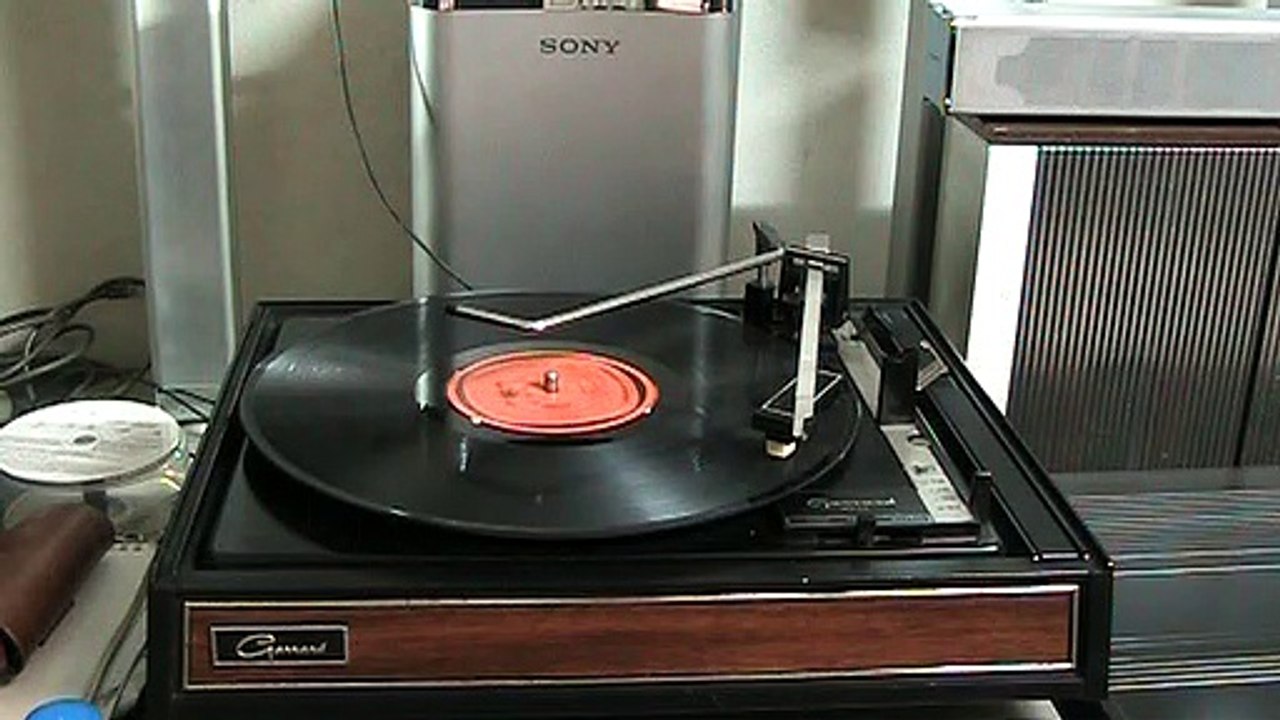 lungyim~Vintage Garrard 42M Turntable - Luxor Dirigent 36100 Stereo Receiver (1977)