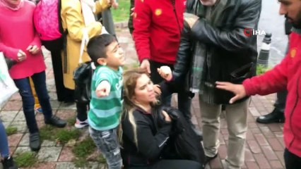 İstanbul’da çocuklu kadın kapkaççıyı vatandaşlar yakaladı