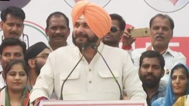 Rajasthan Elections 2018: Navjot Singh Sidhu की सभा में लगे Pakistan Zindabad के नारे।वनइंडिया हिंदी