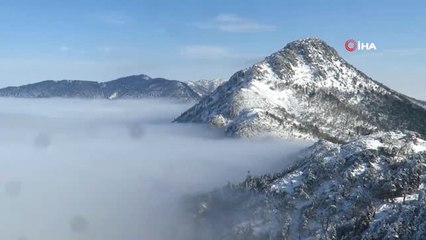 Alaska Değil, Kazdağları... Kazdağlarının Bulutlar Üzerindeki Karla Kaplı Zirveleri Böyle...
