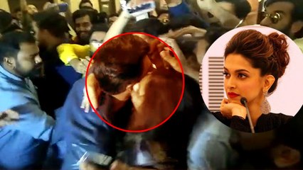 Simmba Trailer: Female Fan KISSES Ranveer Singh at Trailer Launch event; Watch Video | FilmiBeat