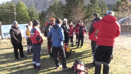 Demirkazık'ta Kayıp Dağcıyı Kurtarma Çalışmaları (2)