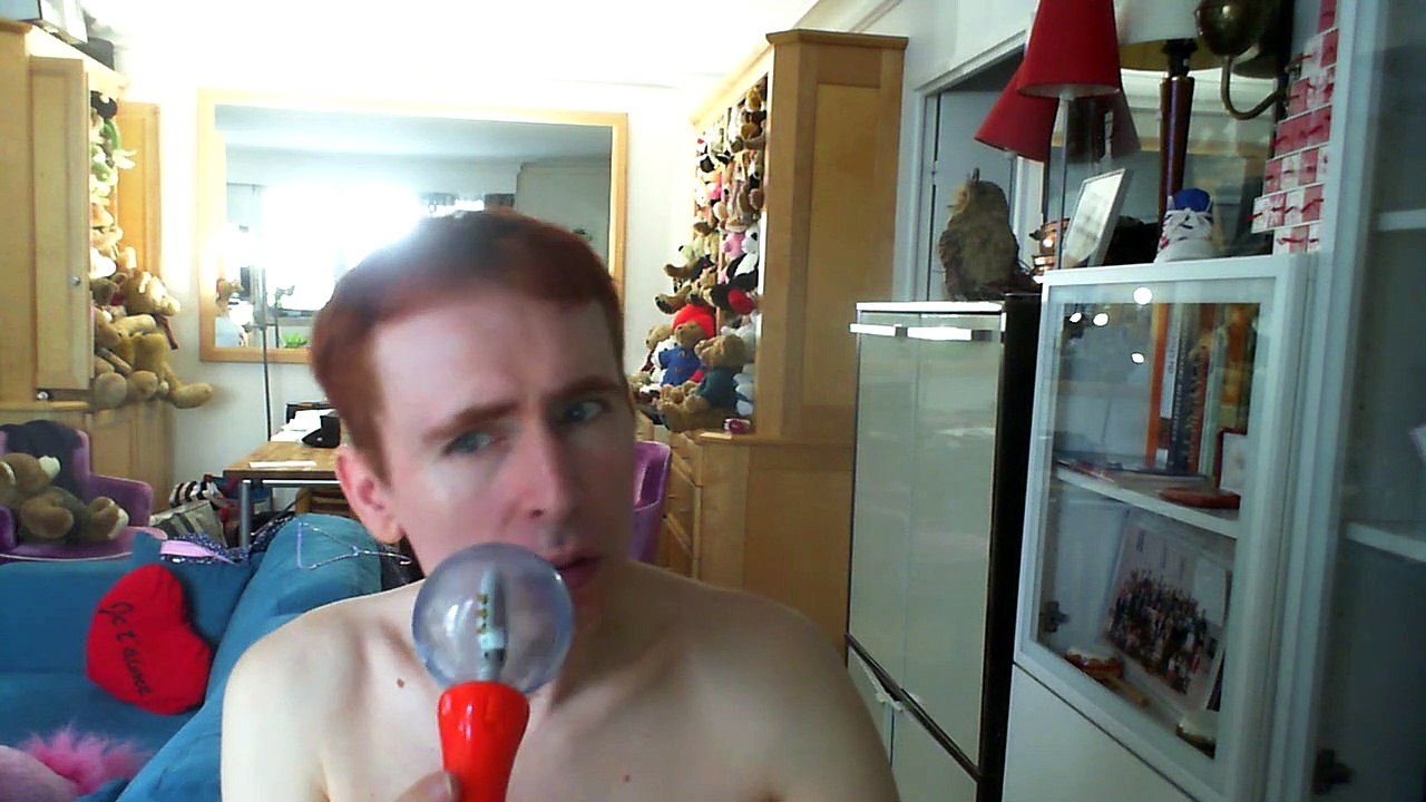 Wiwi égratigne "la nuit des sirènes" de Gérard Blanchard