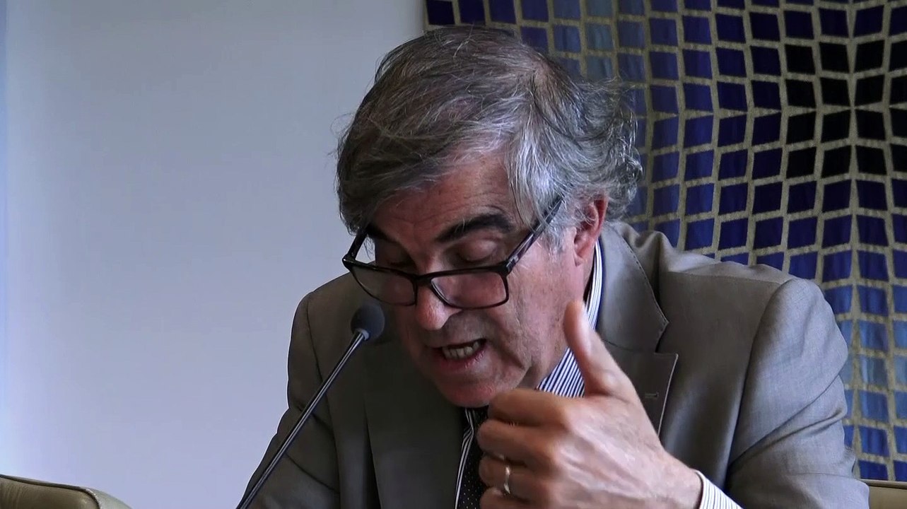 "Quel droit de l'environnement pour le XXIe siècle ?", François Ost, professeur de droit, philosophe et dramaturge, vice-recteur honoraire de l'Université St Louis de Bruxelles (conférence inaugurale du cycle "Droit et environnement", proposé par l'IEJUC)