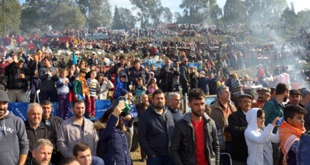 4 Ay Boyunca Devam Edecek Güreşler İçin Vatandaşlar Alanlara Akın Ediyor