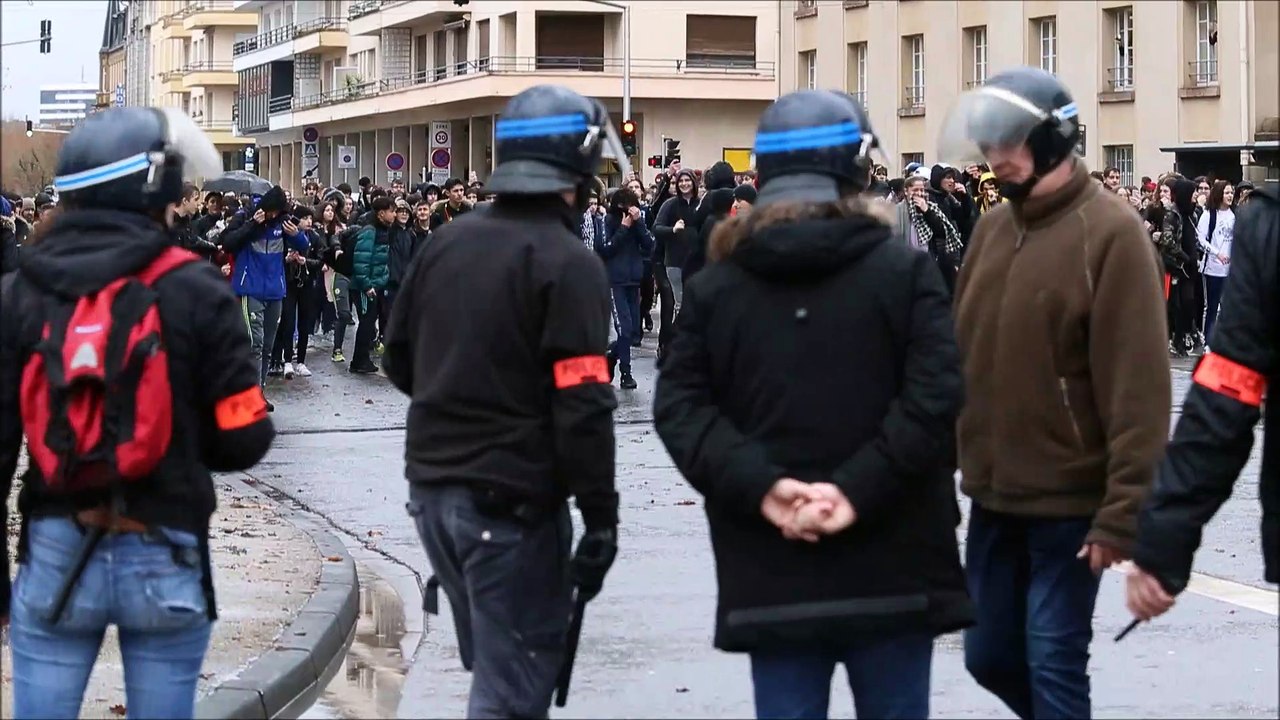 Thionville : manifestation sous tension des lycéens ce lundi matin