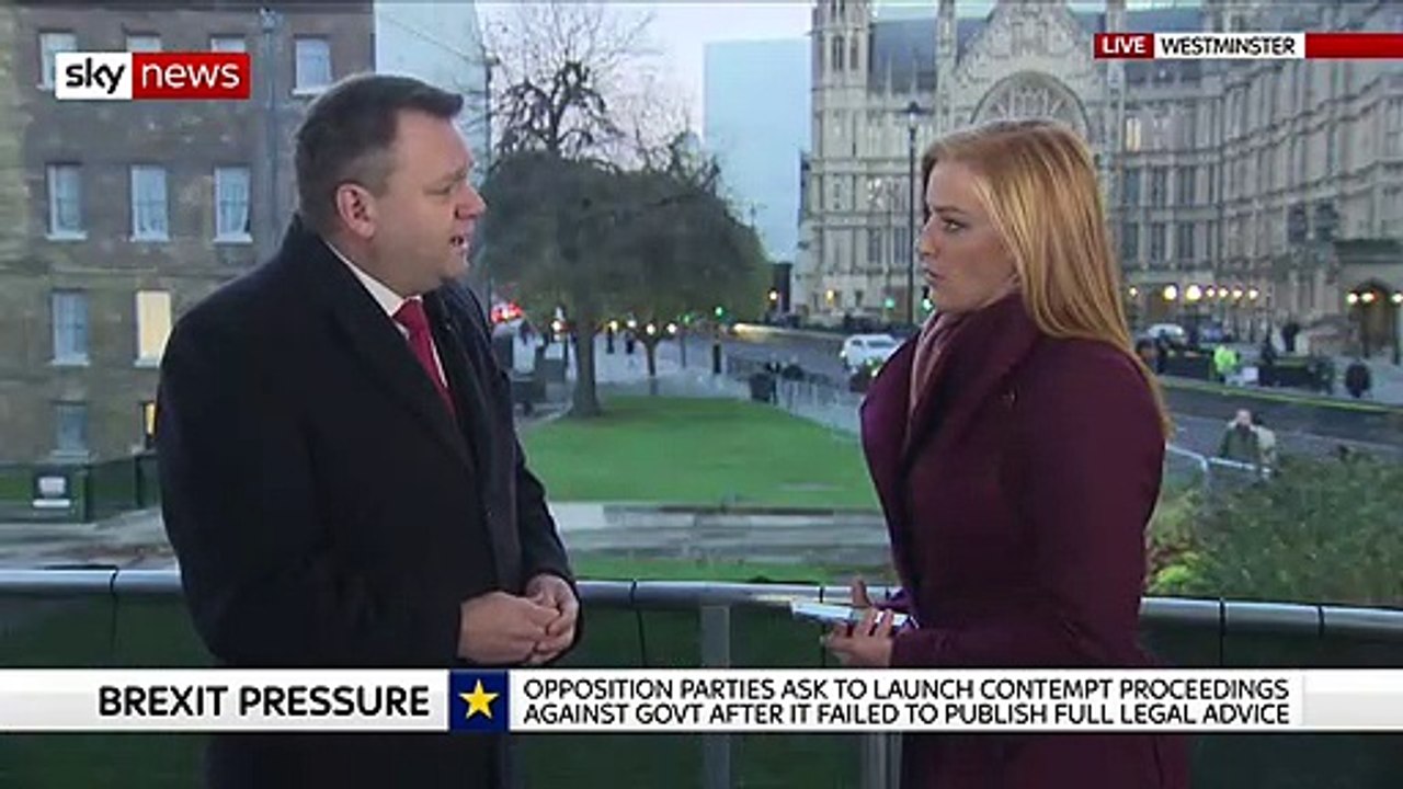 Shadow Solicitor-General urges PM to 'disclose' legal advice