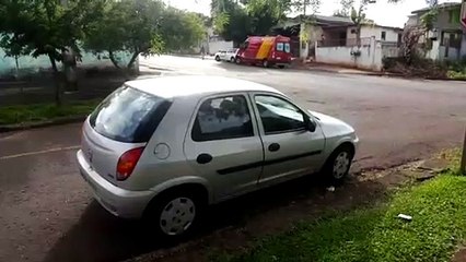 Jovem é atingido por carro no Bairro Morumbi