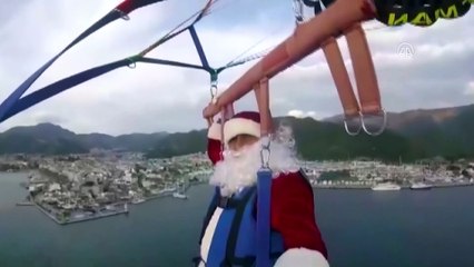 'Noel Baba' parasailing yaptı - MUĞLA