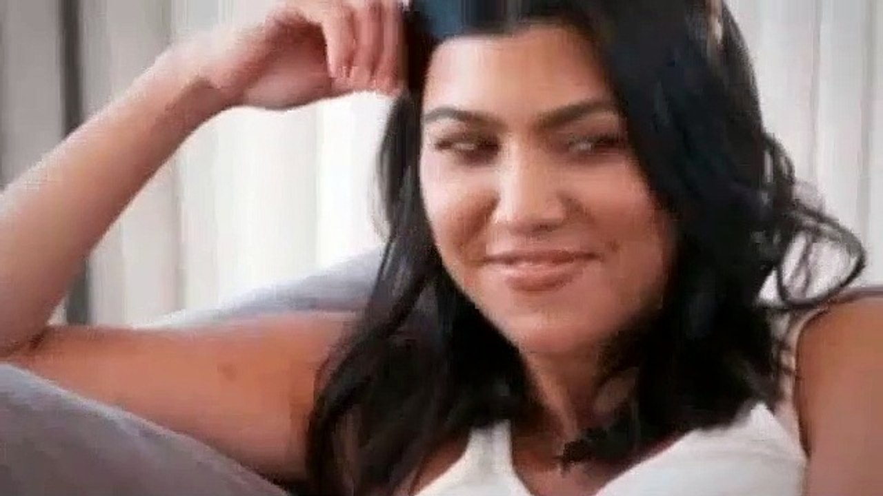 Keeping Up with the Kardashians Season 15 Episode 15 - December 2, 2018 Full HD