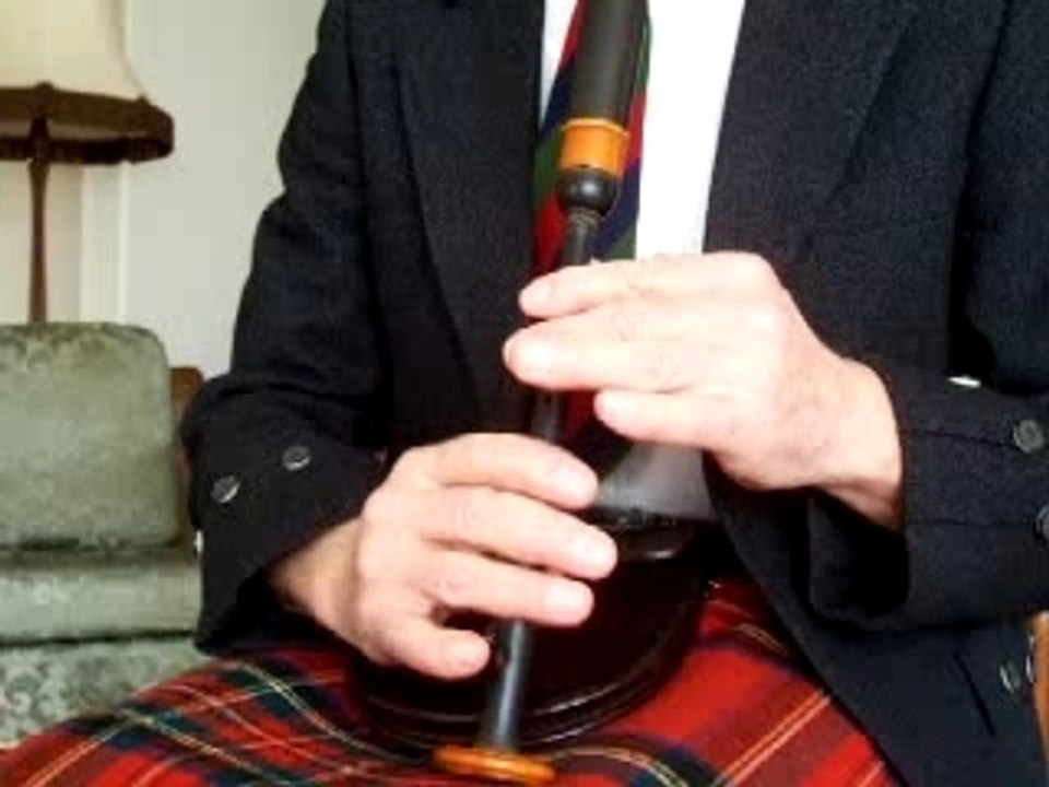 Bagpipe Tutorials D to E on practice Chanter video Dailymotion
