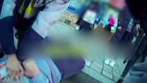 [영상] 경찰관, 의식 잃은 시민 '심폐소생술'로 구해 / YTN