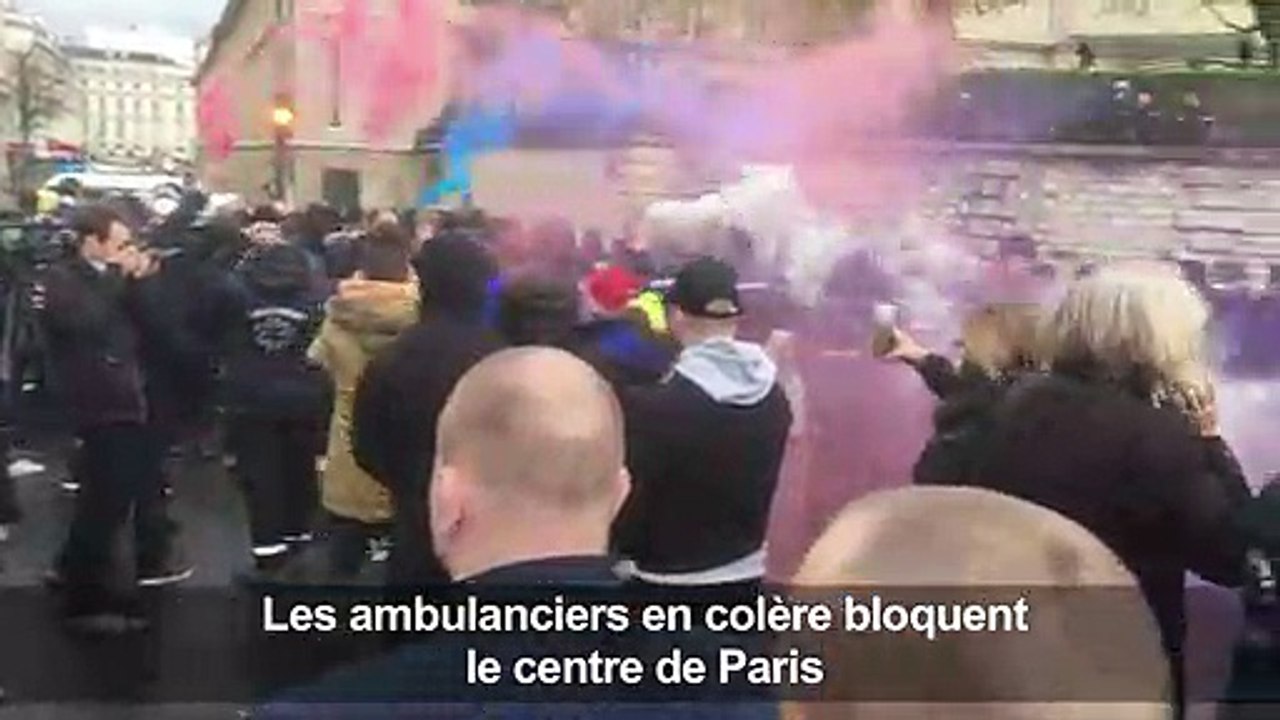 Les ambulanciers en colère devant l'Assemblée