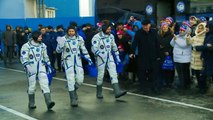 Manned Soyuz rocket blasts off successfully