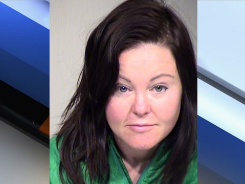 PD: Drunk mom takes naked kids to hotel pool - ABC 15 Crime