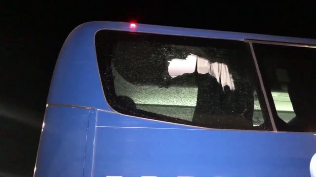 Apedrean el Autobus de CF Monterrey Rayados
