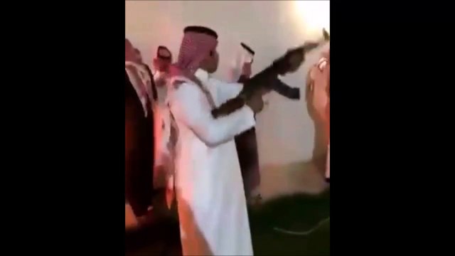 Lui il est passé à 2 doigts du drame pendant un mariage