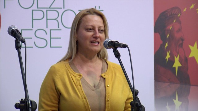 Ora News - Tirana 2018 , shpallen 10 fituesit e Festivalit letrar