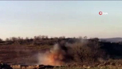 Yol kenarındaki taşlıkta tuzaklanmış bomba bulundu