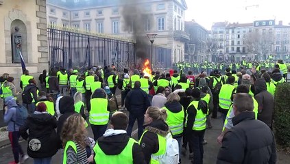 Gilets Jaunes : Manifestation au Puy-en-Velay le 01/12/18.