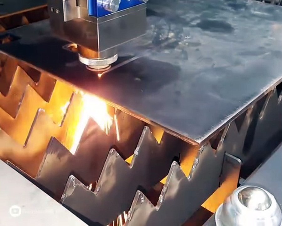 CNC Fiber Laser Cutting Machine