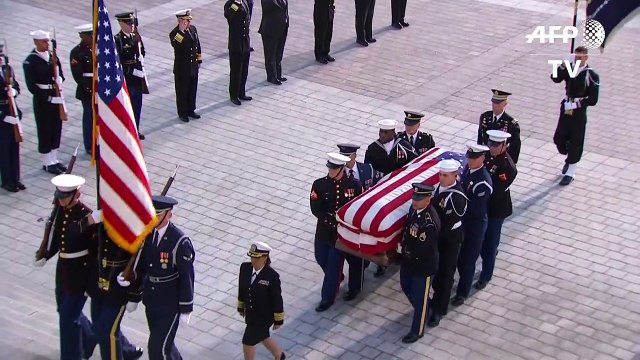 Expresidente de EEUU George H.W. Bush yace en Capitolio