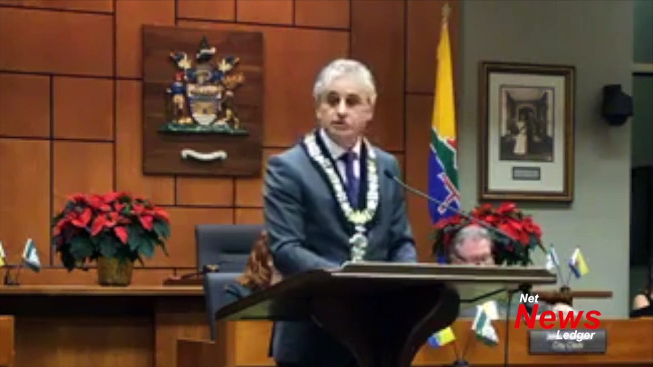 Thunder Bay Mayor Bill Mauro Takes Office