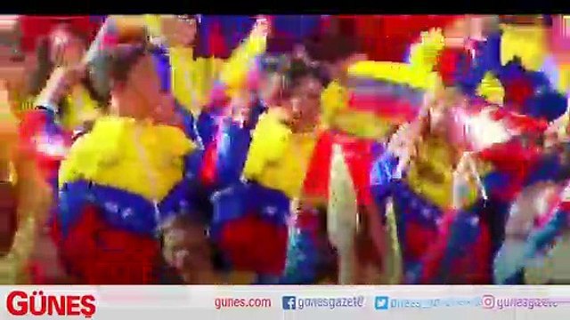 Maduro'dan dikkat çeken hareket! Yere düşen Türk bayrağını kaldırdı