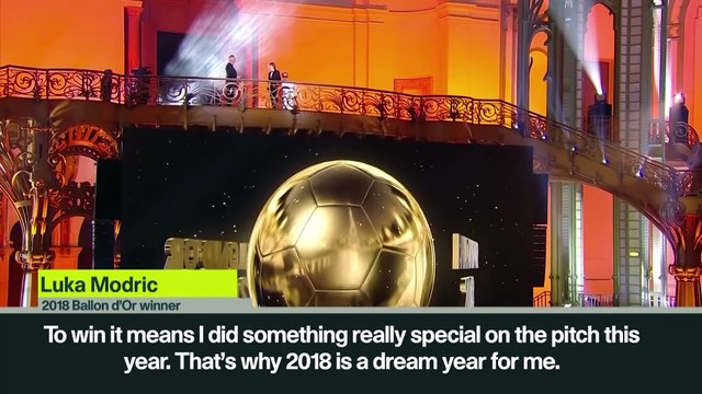 Ballon d'Or: Le DJ Martin Solveig déclenche une polémique en demandant à Ada Hegerberg de twerker , avant de s'excuser - VIDEO