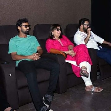 തലൈവരുടെ 2.0 കാണാന്‍ മോഹന്‍ലാലും പ്രണവുമെത്തി | filmibeat Malayalam