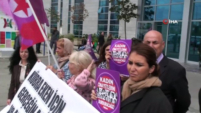 Spiker Kübra Eken’i döverek beyin kanaması geçirmesine ve felç olmasına sebep olduğu iddia edilen eşi Neptün Bülent Eken, “kasten yaralama” suçundan 1 yıl 15 gün hapse çarptırıldı.