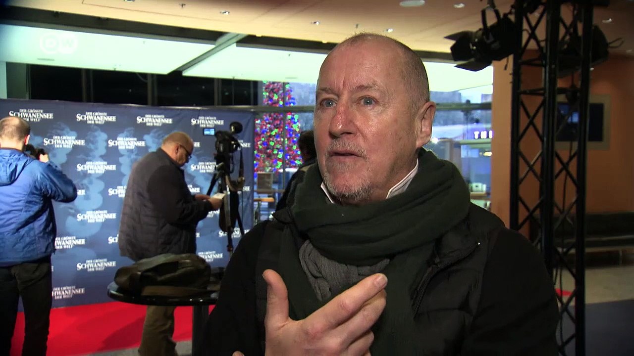 Schwanensee im XXL-Format | Euromaxx