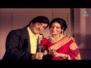 Naa Madhi Niinnu Pilichindi Song - Aaradhana Telugu Movie | NTR, Vanisri