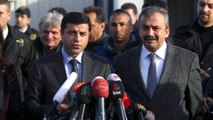 Son Dakika! Üst Mahkeme, Selahattin Demirtaş ve Sırrı Süreyya Önder'e Verilen Hapis Cezalarını Onadı