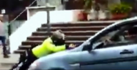 Nuevo incidente entre un vigilante de tránsito y conductora en Quito
