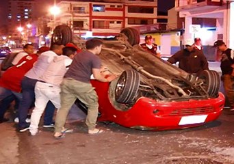 Gran impacto entre dos automóviles deja como resultado un herido en Guayaquil