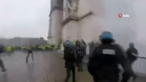 - Fransa’da Gösterilerin Şiddeti Polis Kamerasında