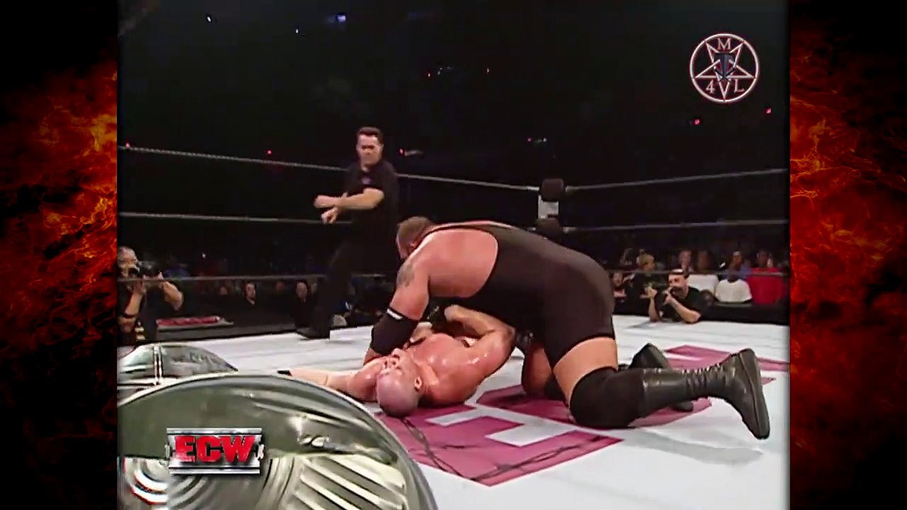 Kane vs The Big Show Extreme Rules ECW Title Match 7/25/06 (2/2)