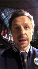 مقدم حفل الكرة الذهبية يعتذر عن سؤال رقصة التويرك لأفضل لاعبة